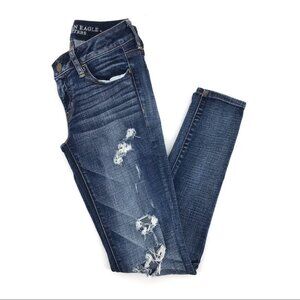 American Eagle Outfitters Blue Skinny Jeans | Breathable and Belted
